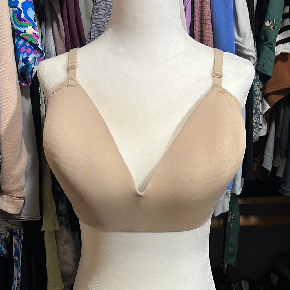 Seamless Tan Bra